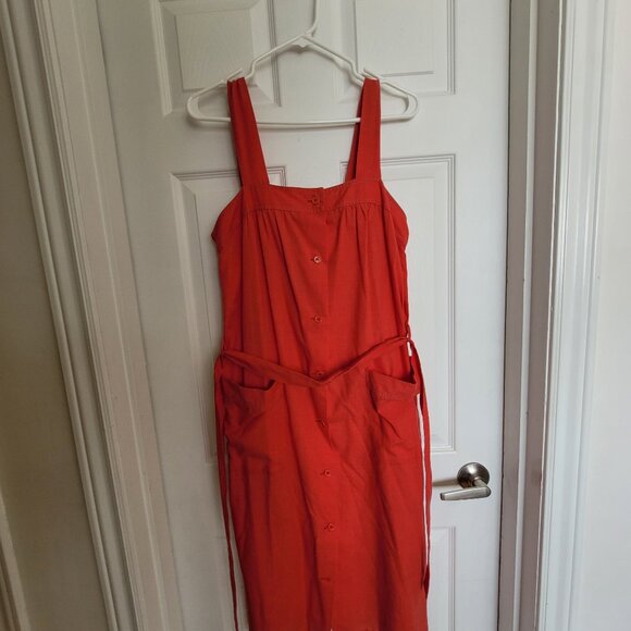 Two Vintage Dresses: Red and Blue Cotton Belted Smock Dresses - Picture 11 of 14